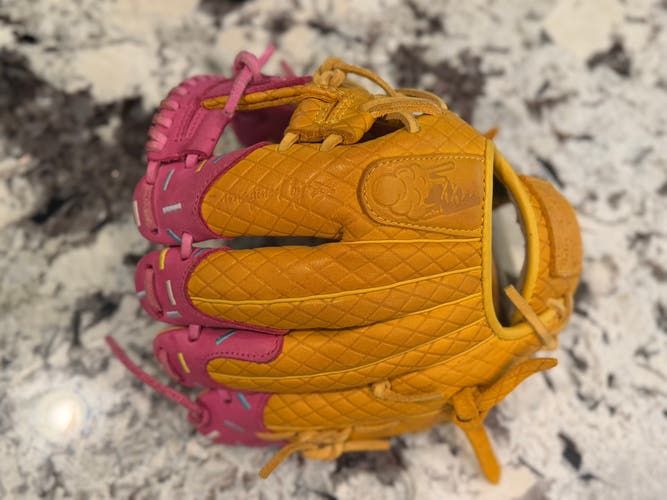 RH Baseball Glove 11.5" (Used)