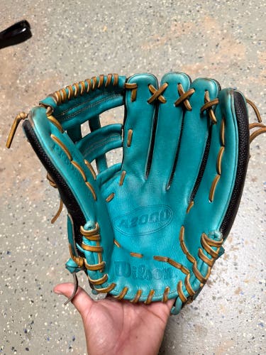 Wilson A2000 PF50SS RH Infield Baseball Glove 12.25" (Used)