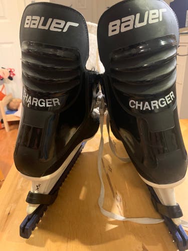 Black Bauer Charger Hockey Skates 12 (Used)