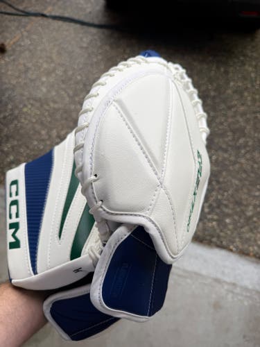 Tolopilo CCM Axis XF Pro Goalie Glove & Blocker Set – White/Blue/Green – Excellent Condition
