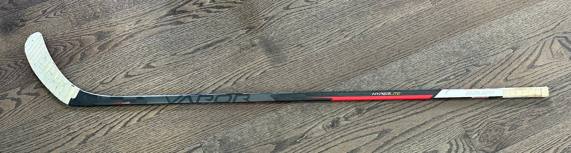 Senior Bauer Vapor Hyperlite Left Hand Hockey Stick 70 Flex (Used)