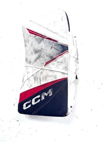 Used CCM AXIS 2.5 Junior Goalie Blocker None 11860-S000314749