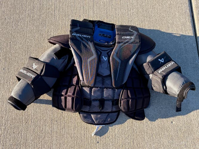 Junior Large/Extra Large Bauer GSX Goalie Chest Protector (Used)