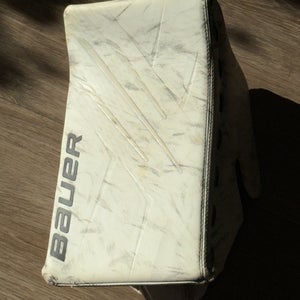 Bauer Hyperlite Blocker Pro Regular (Used) Senior
