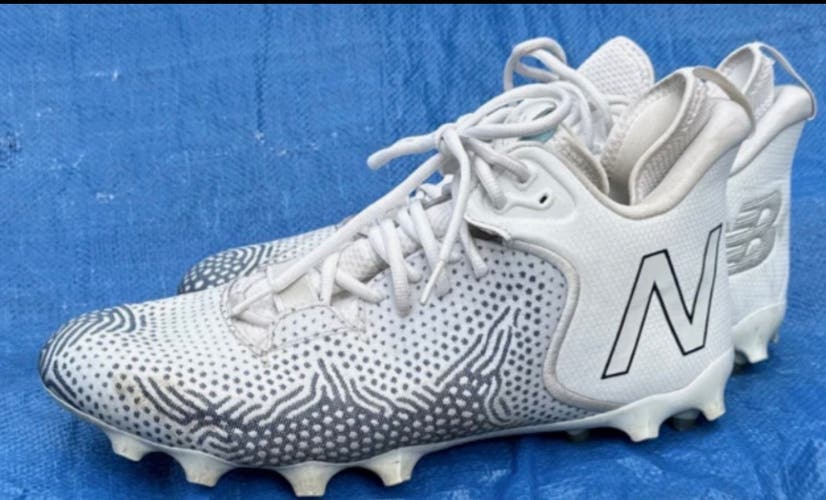 White Men's Size 13.0 (W 14.0) Adult New Balance Freeze 3.0 Mid Top Molded Cleats (Used)
