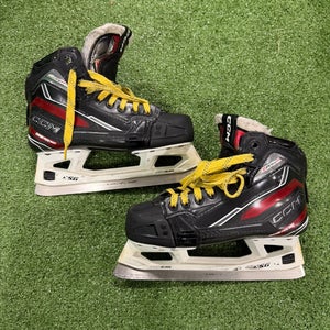CCM Extreme Flex E6.9 Hockey Goalie Skates | Size 5 Regular