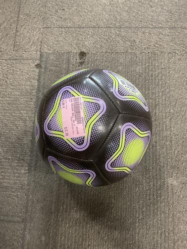 Used Dsg SOCCER BALL All Size Soccer Ball Grey 4 11614-S000243147
