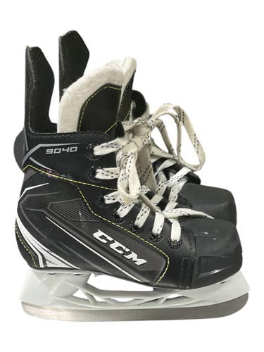 Used CCM TACKS 9040 Youth Hockey Skate Youth 11.0 11847-S000038316