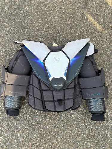 Senior Medium Bauer Vapor Flylite Goalie Chest Protector (Used)