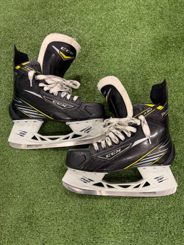 CCM Super Tacks A30 Hockey Skates | Size 9R