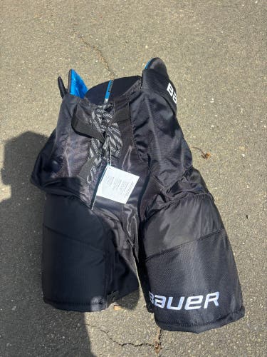 Intermediate Large Bauer Nexus Hockey Pants (New)