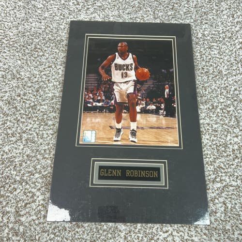 Milwaukee Bucks Photo Matted NBA Basketball Plaque Nameplate Wall Art 17x11.5