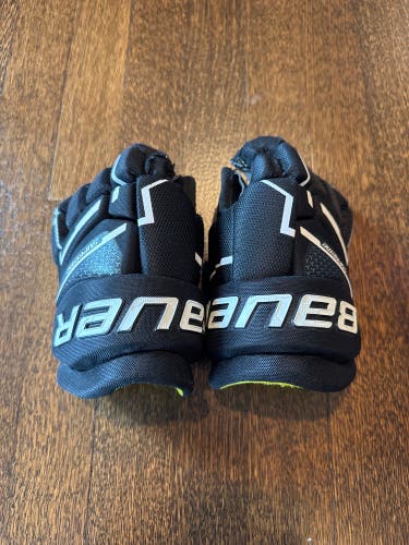 Bauer Supreme Mach Gloves 9" (Used)