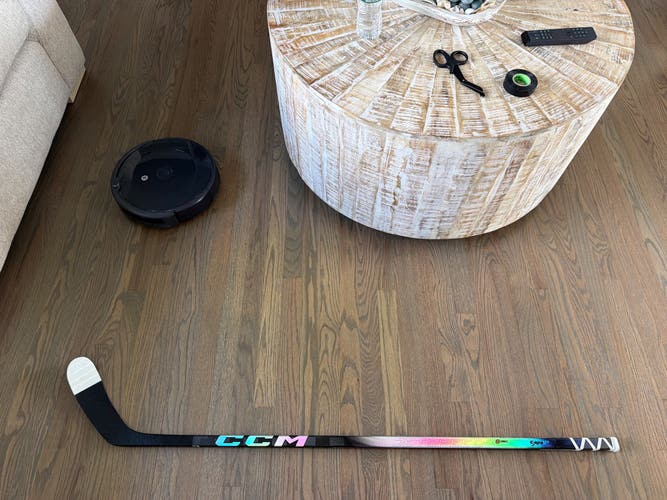 Junior CCM JetSpeed FT8 Pro Right Handed Hockey Stick P28 40 Flex (Used)