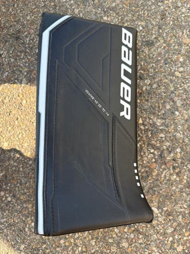 Black Intermediate Bauer Supreme M5 Pro Goalie Blockers (New)
