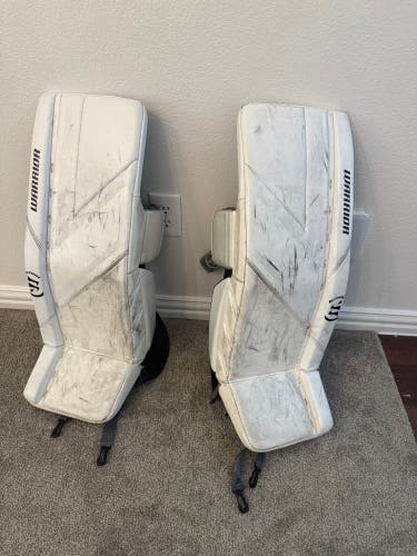 30" Warrior Ritual g6 Goalie Leg Pads (Used)