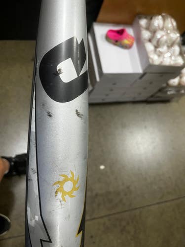 Used Demarini VOODOO VB5-19 BB/SB USSSA 2 5/8 Bat 30" 11605-S000226304