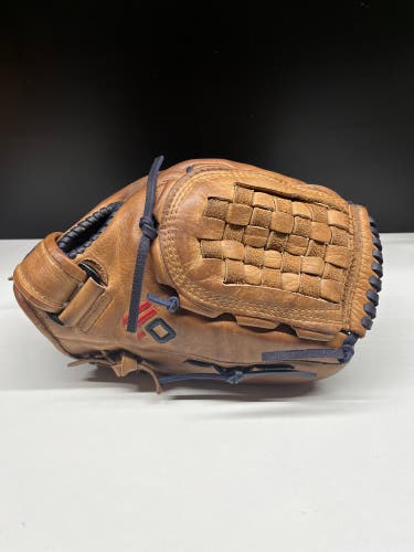 Nokona RH Baseball Glove 12.5" (Used)