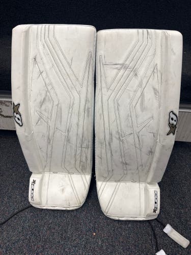 White Junior Brian's Iconik X Goalie Leg Pads (Used) | 27"+1"
