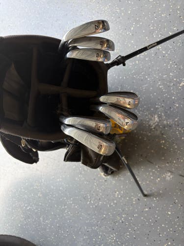Men's 2023 Callaway Paradym Right Handed Iron Set Regular Flex (7 Clubs) #5 - #9, PW, GW (Used)
