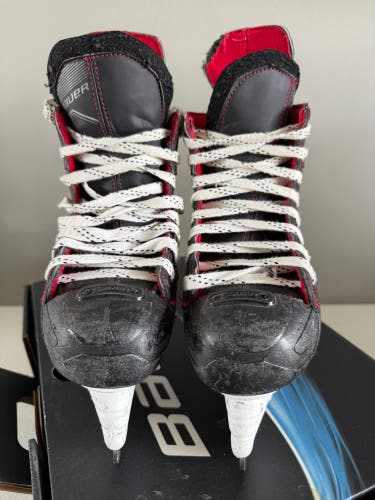 2018 Bauer NS Hockey Skates Regular Width Size 2 (Used)