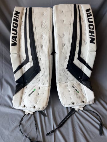26" Vaughn Ventus SLR2 Goalie Leg Pads (Used)