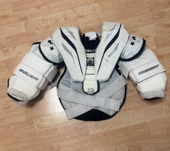 Bauer Prodigy Goalie Chest Protector (Used)