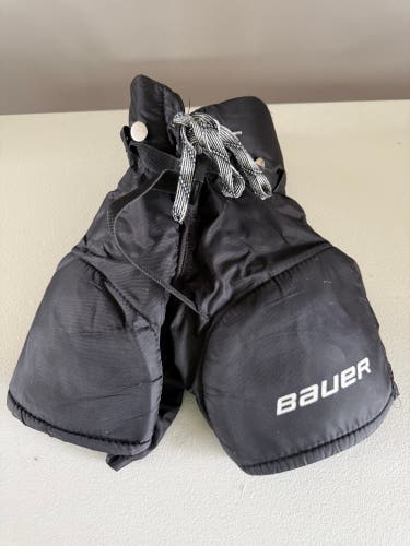 Youth Small Bauer Nexus 400 Hockey Pants (Used)