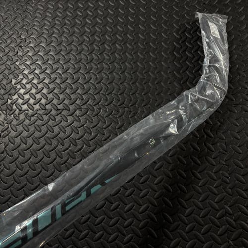 *NEW* SR Bauer Pulse Right Handed Hockey Stick P28 70 Flex (TEAL)