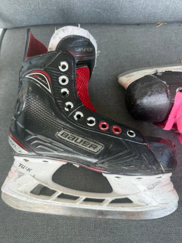 Bauer Vapor X Select Hockey Skates Regular Width Size 4 (Used)