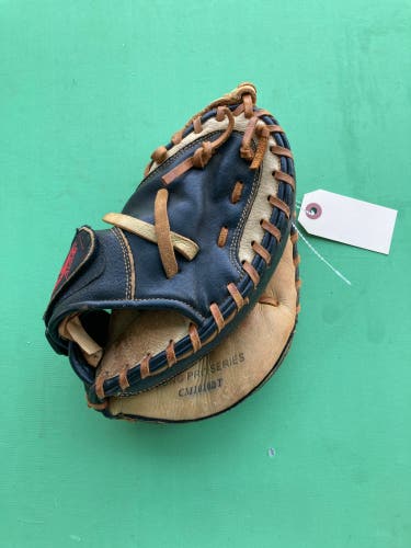 Black All Star CM1010 RH Catcher's Baseball Glove 31" (Used)