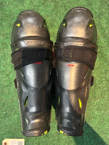 Junior Bauer Vapor 3X Pro Shin Pads 12" (Used)