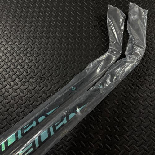*NEW* 2 PACK Bundle - SR Bauer Pulse Left Hand Hockey Stick P88 77 Flex (TEAL)