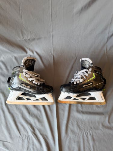 2021 Bauer Elite Hockey Goalie Skates Size 5.5 (Used)