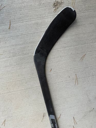 Intermediate CCM Ribcor Trigger 8 Pro Right Handed Hockey Stick P90TM 65 Flex (Used)
