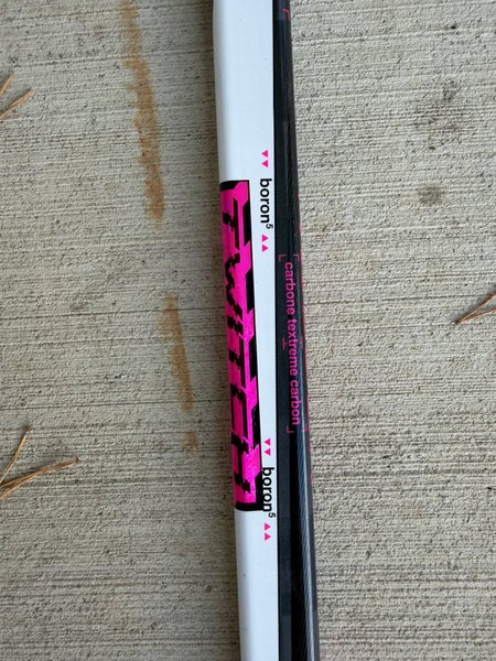 Intermediate Bauer Twitch left Handed Hockey Stick P92 55 Flex (Used)