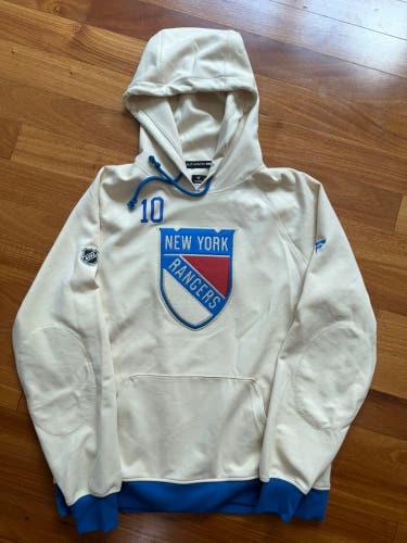 Artemi Panarin 10 New York Rangers Fanatics Authentic Pro Hoodie Player Used Large Winter Classic