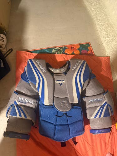 XL Vaughn Ventus SLR Goalie Chest Protector Pro Stock (Used)