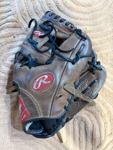 Brown Rawlings Player Preferred RH Baseball Glove 11" (Used)