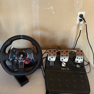 Logitech G29 wheel