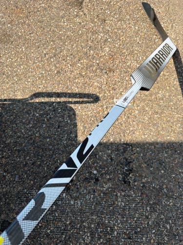 Intermediate Warrior Ritual V2 Pro+ Goalie Stick Regular 26" Paddle (New)