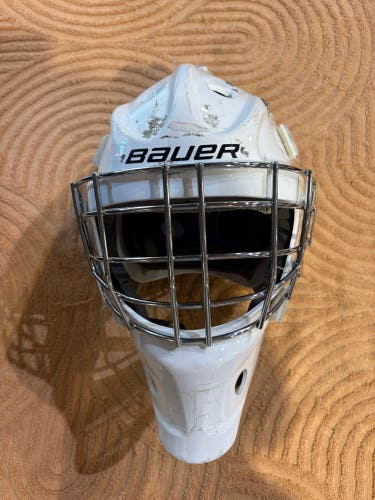 White Junior Bauer 930 Goalie Mask (Used)