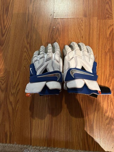 Nike Vapor Lacrosse Gloves (Used)