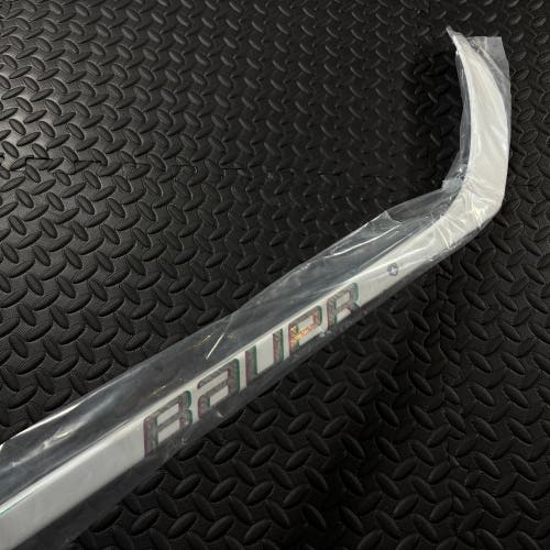 *NEW* SR Bauer Proto2 Right Handed Hockey Stick P28 77 Flex (Limited Edition White)