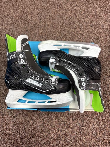 Bauer X-LS Hockey Skates Size 4 (New)