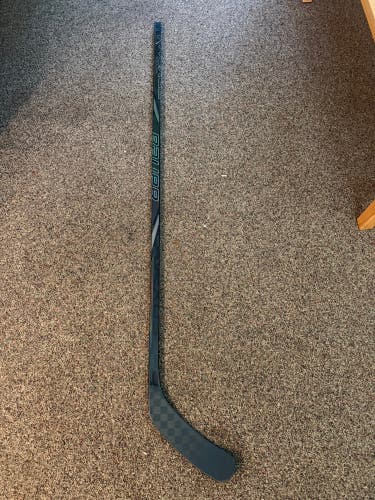Senior Bauer Nexus Tracer Left Hand Hockey Stick P92M 87 Flex (New)