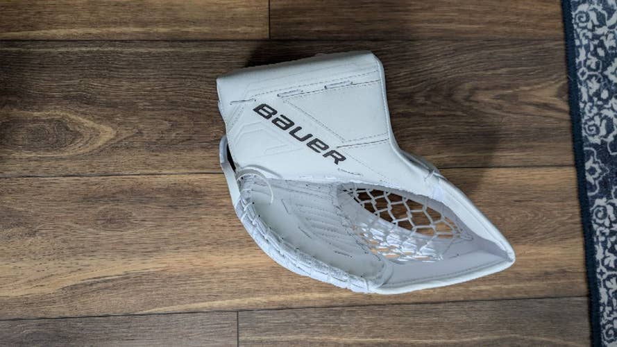 Bauer M5 Pro Regular (Like-New)