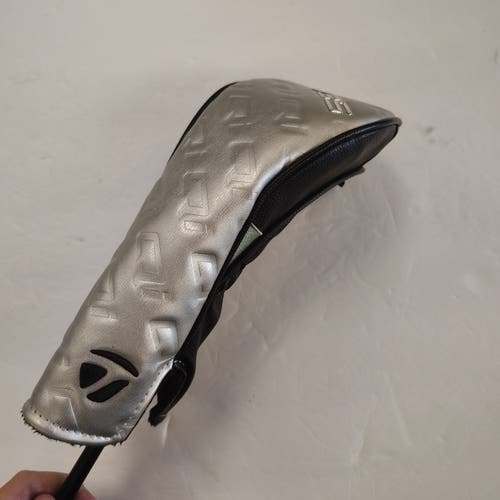 Men's TaylorMade Qi35 Rescue Right Handed Hybrid Regular Flex 3H (Used)