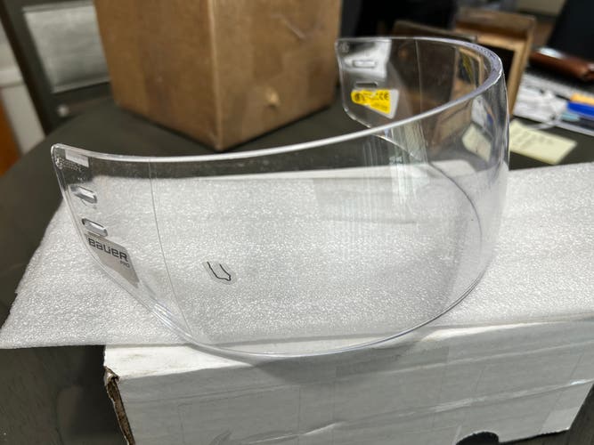 Large Bauer Regular Cut Visor (Used)