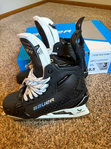 Bauer Supreme Shadow SR Hockey Skates 8.5 Fit 3 (New with flaws) Black